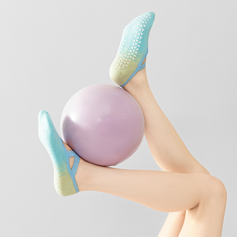 Спортивные носки для фитнеса и йоги