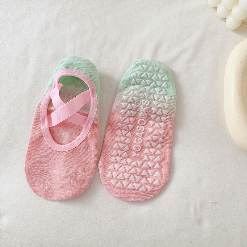 Спортивные носки для фитнеса и йоги