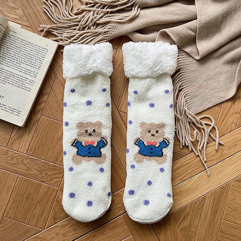 Двухслойные теплые шерстяные носки.